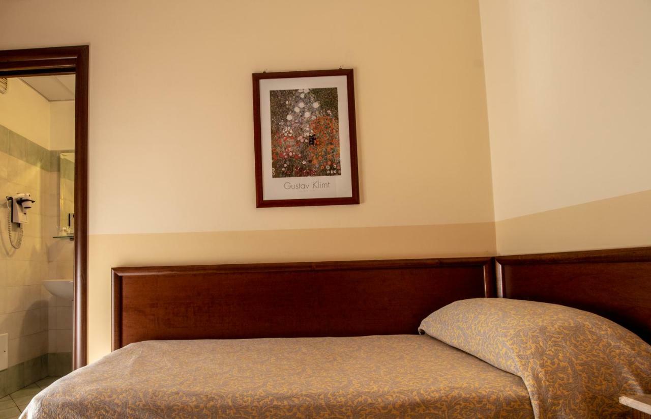Hotel Gangi 피아차암머리나 외부 사진