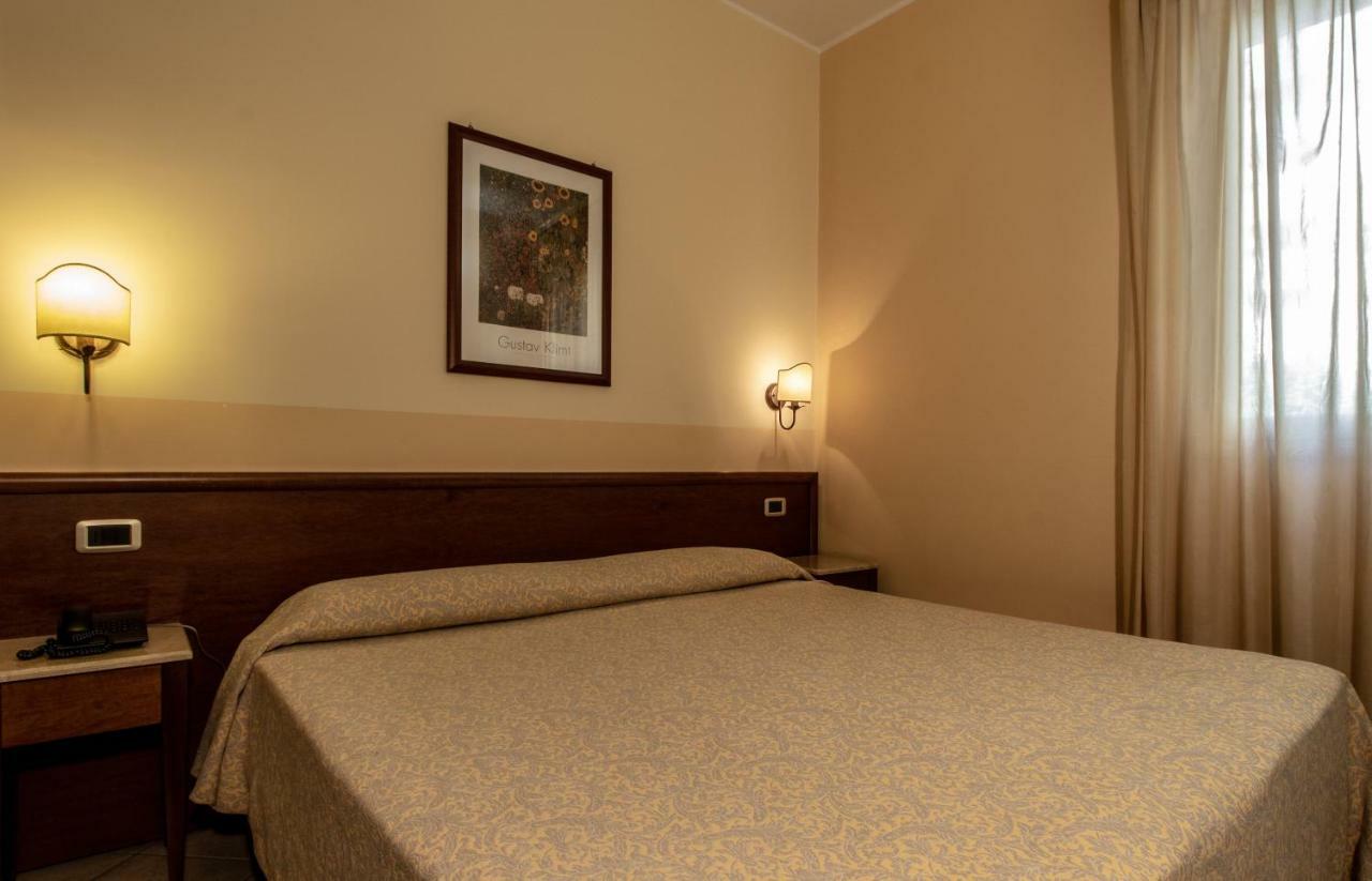 Hotel Gangi 피아차암머리나 외부 사진